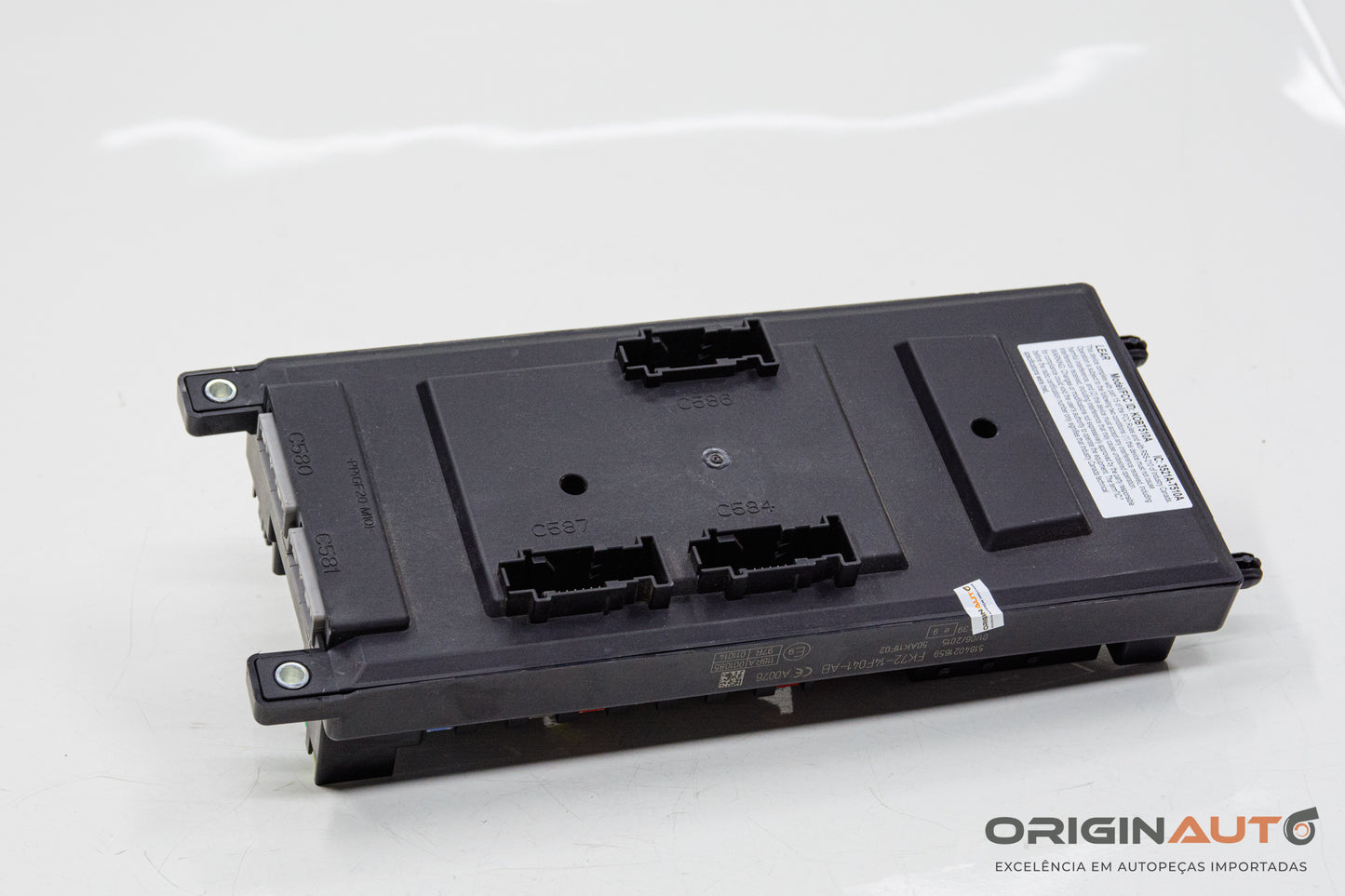 Caixa Fusivel Land Rover Discovery Sport Hse 2015 Fk7214F041