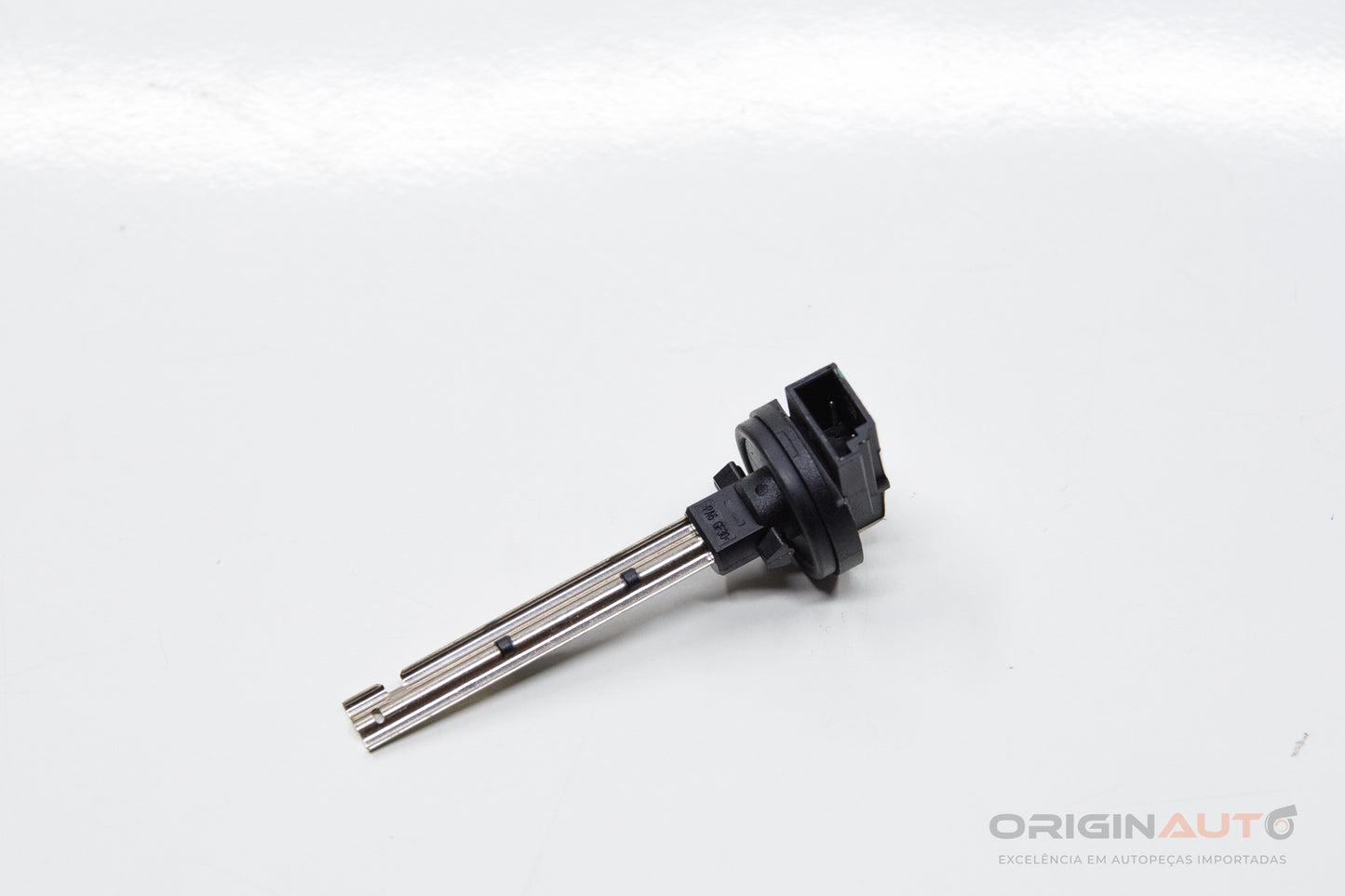 Sensor Temperatura A/C Esq Mercedes C200 W205 2019 A2218300872