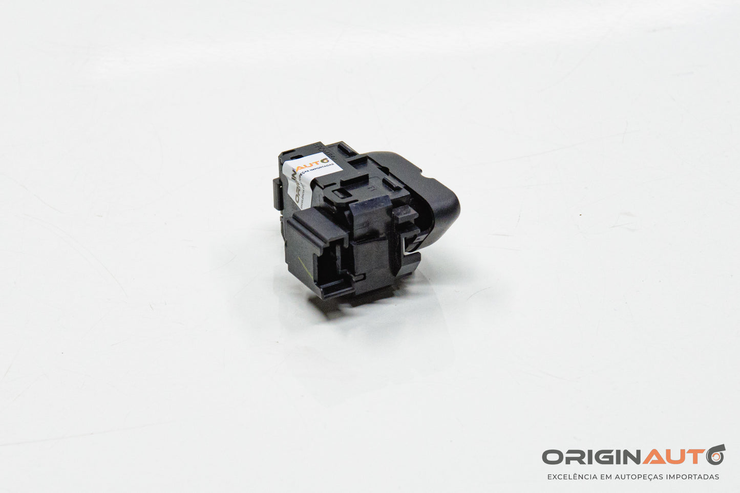 Botao Trava Porta Dianteira Esquerda Bmw X1 S20I Activeflex F48 2017 20315810