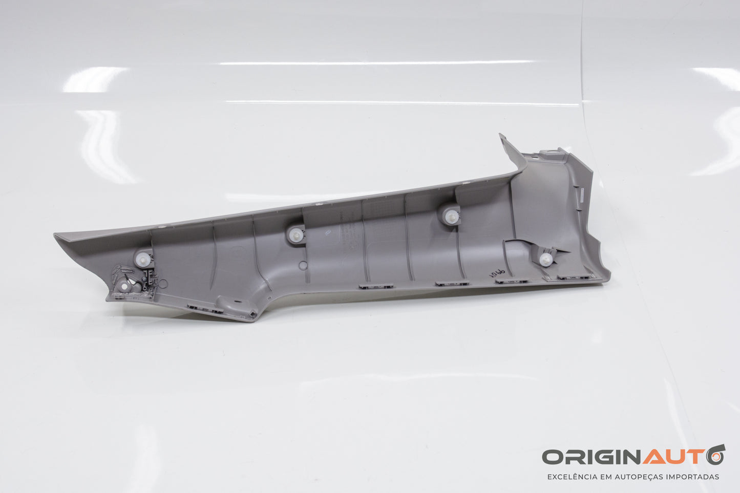 Acabamento Direito Tampa Traseira Bmw 320I Gt F34 2015 7295636/17949110