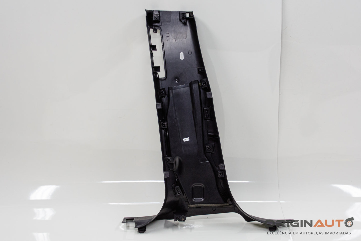 Moldura Coluna B Direita Land Rover Discovery Sport Hse 2015 Fk7224396
