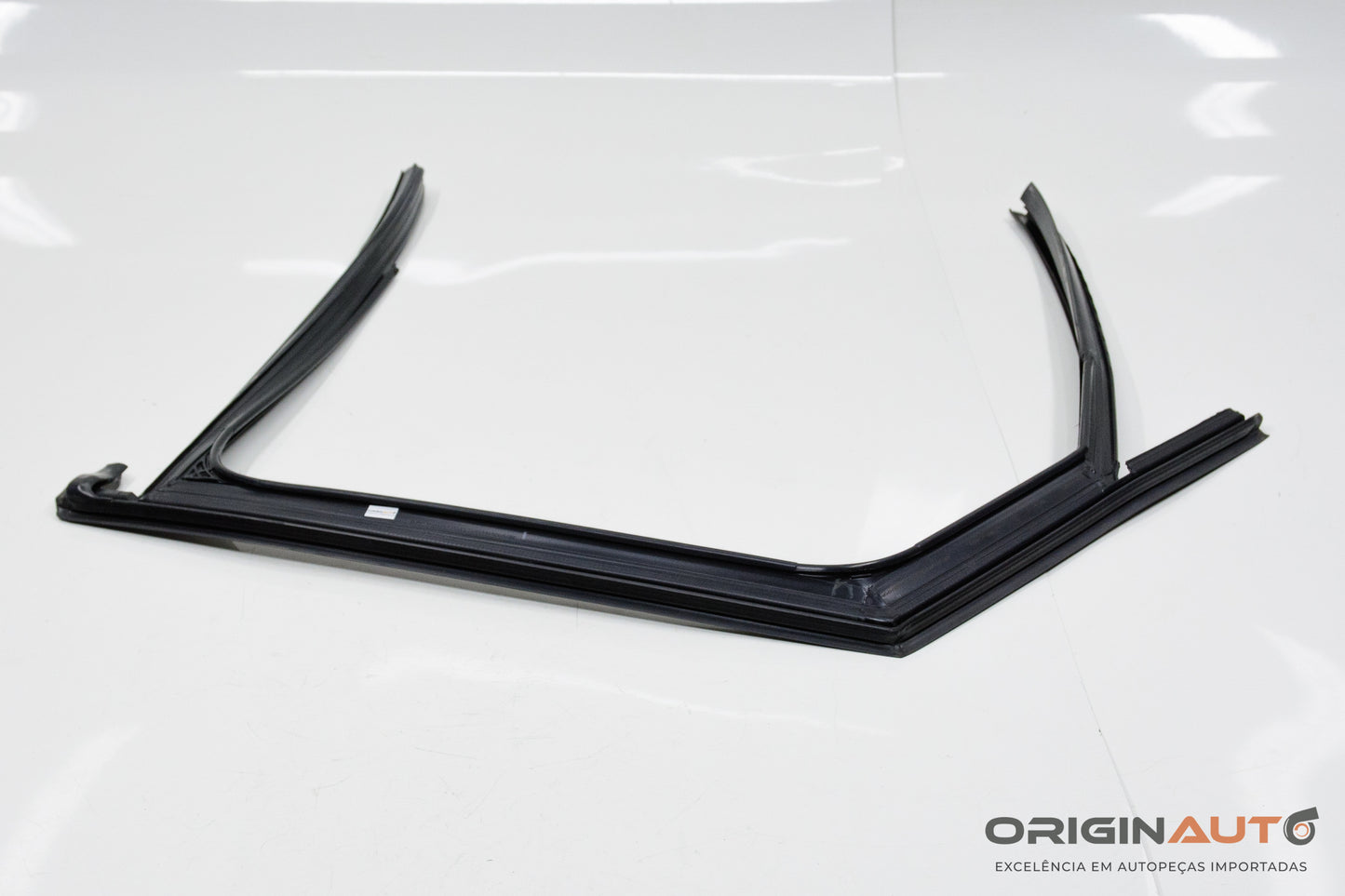 Guarnicao Vidro Porta Traseira Esquerda Audi Q3 2.0 Quattro Tfsi 2014 8U0839439