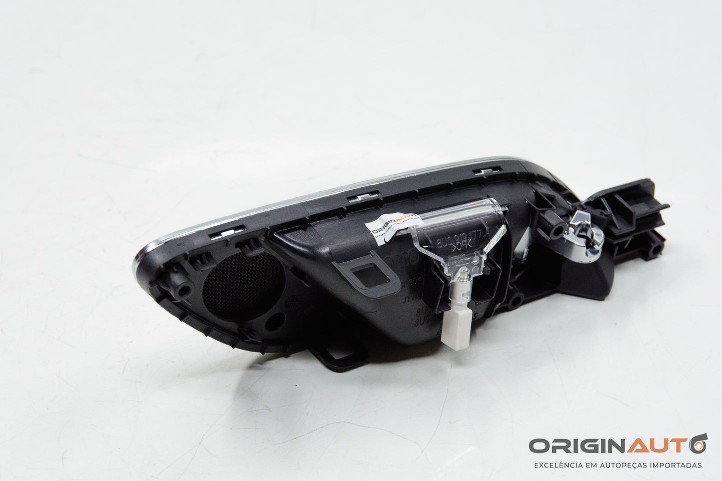Macaneta Interna Traseira Esquerda Audi Q3 2.0 Quattro Tfsi 2014 8U0839019C