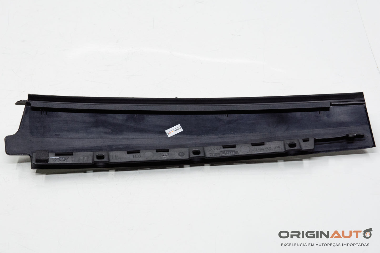 Acabamento Externo Porta Traseira Direita Audi Q3 2.0 Tfsi 2014 8U0839902