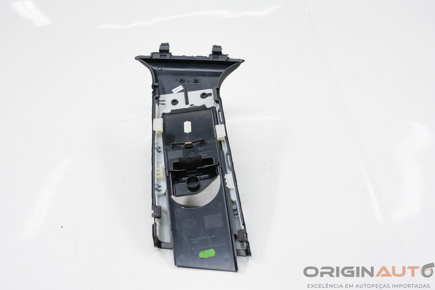 Acabamento Coluna B Direita Mercedes-Benz C200 Cgi 2011 A2046903826
