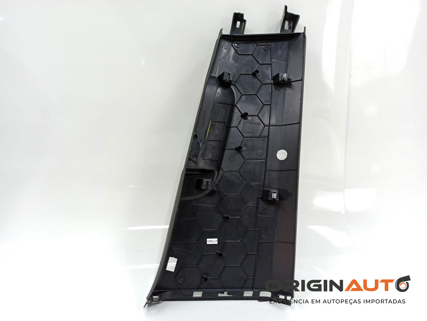 Acabamento Inferior Coluna Direita Volkswagen Golf Highline 2014 5Gm867291