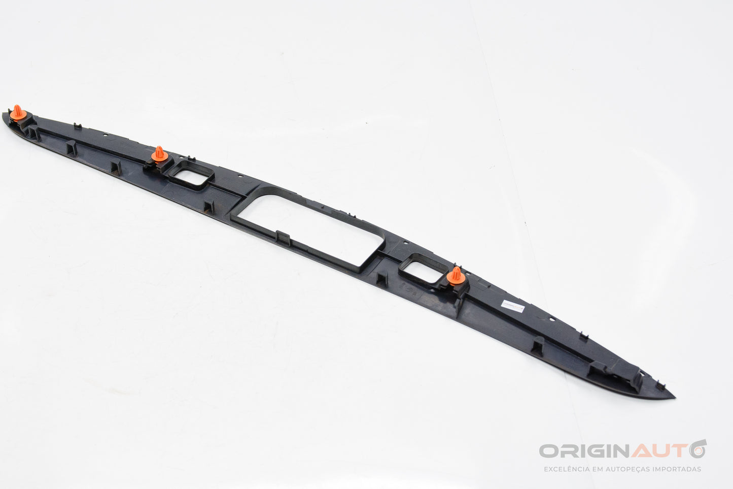Moldura Acabamento Luz Placa Mercedes C200 W205 2019 A2057401100