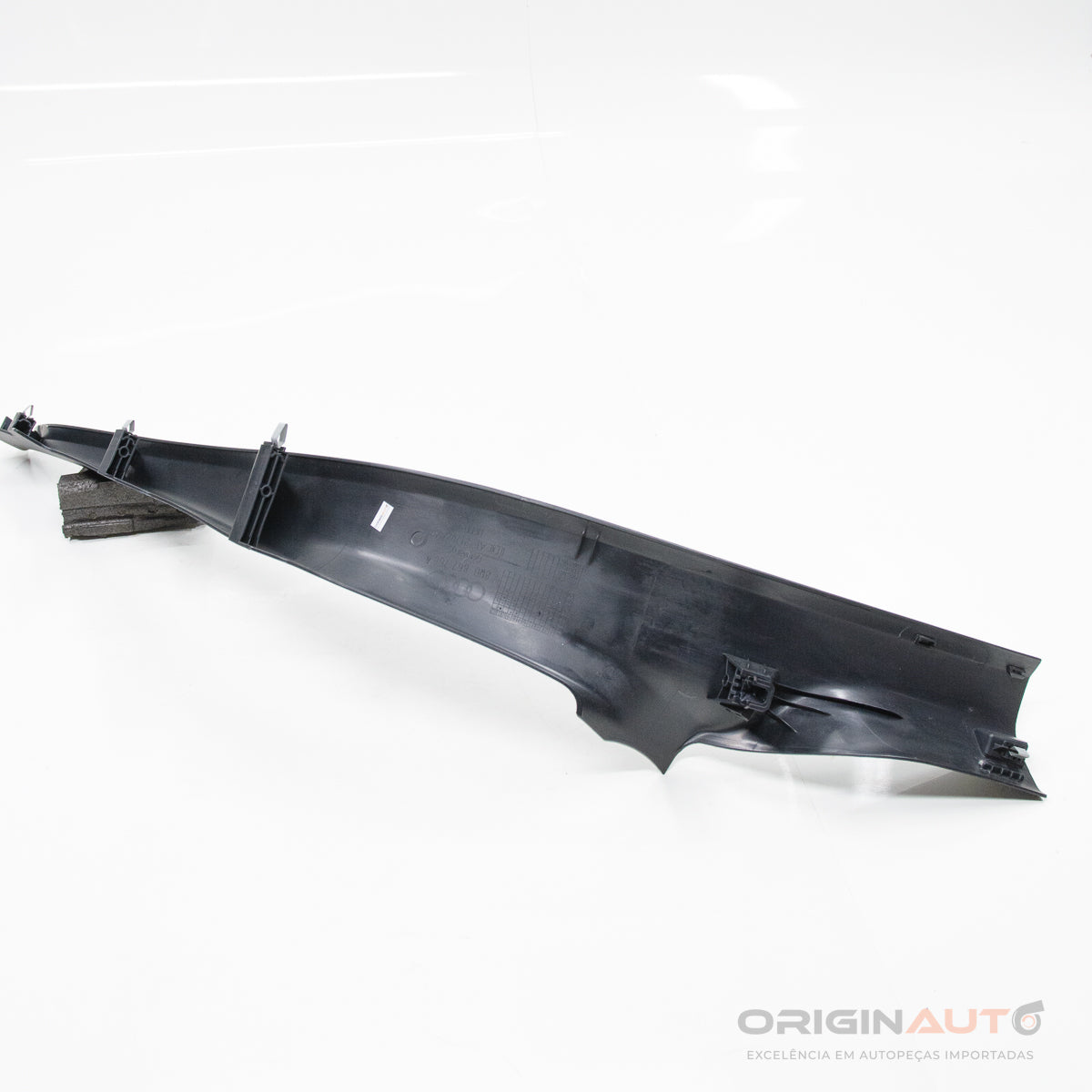 Moldura Acabamento Banco Traseiro Dir Audi A4 2.0 Tfsi B9 2018 8W0867768
