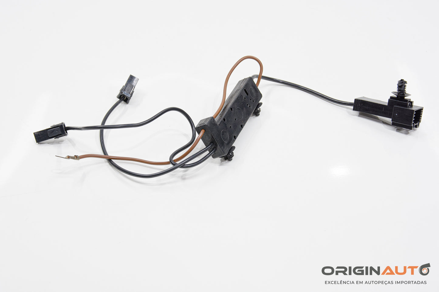 Modulo Amplificador Antena Mercedes C 180 Coupe W204 2014 A2048708490