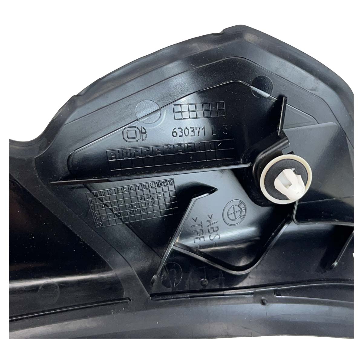 Moldura Lanterna BMW 530e G30 2019 2020 Traseria Esquerda