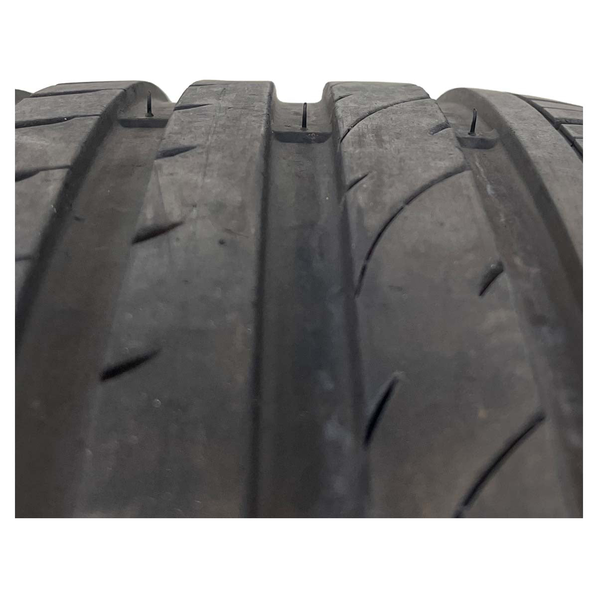 Pneu BMW Aptany Sporte Macro 245 / 45 R18 530e G30 2019 2020