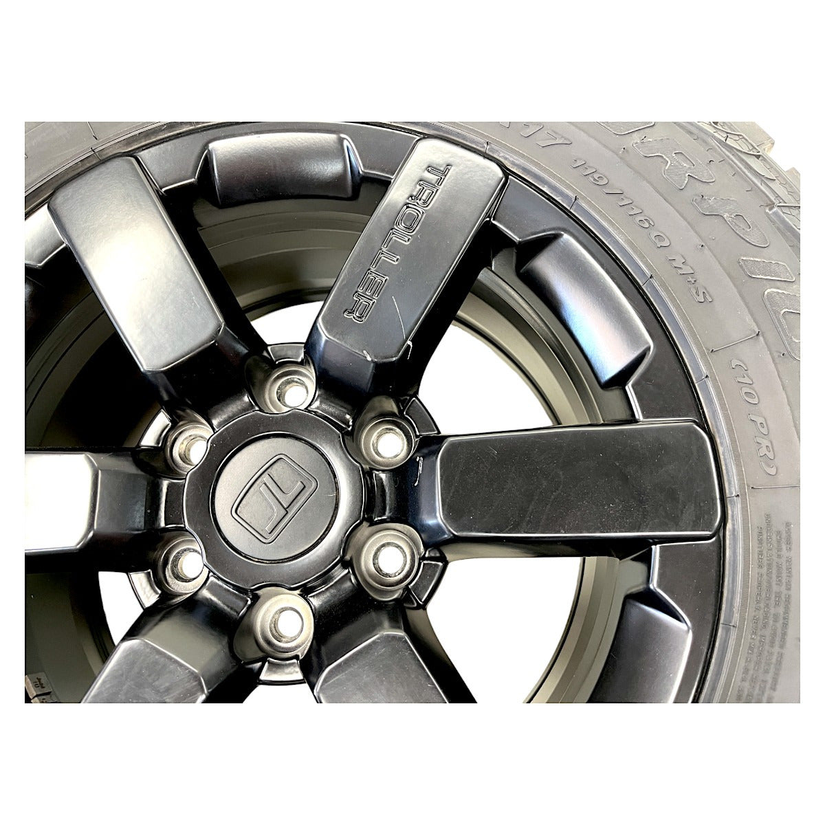 Jogo Roda 17 Troller T4 2020 Pneu Pirelli Scorpion Original