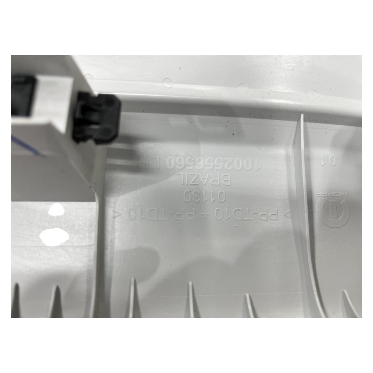 Moldura Coluna A Jeep Renegade T270 2022 Esquerda 1002556560