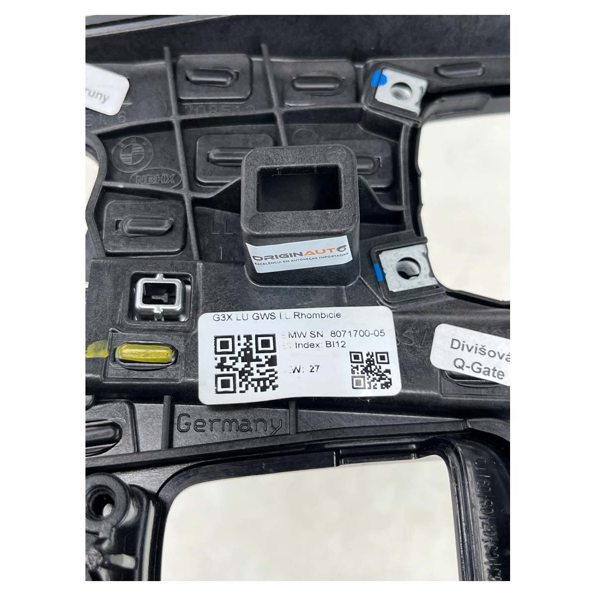 Acabamento Console Central BMW 530e G30 2019 2020 2021 2022