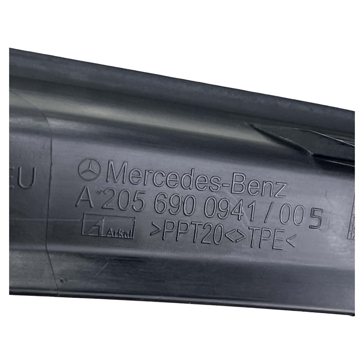 Acabamento Porta Mala Mercedes C180 2016 2017 2018 Esquerdo