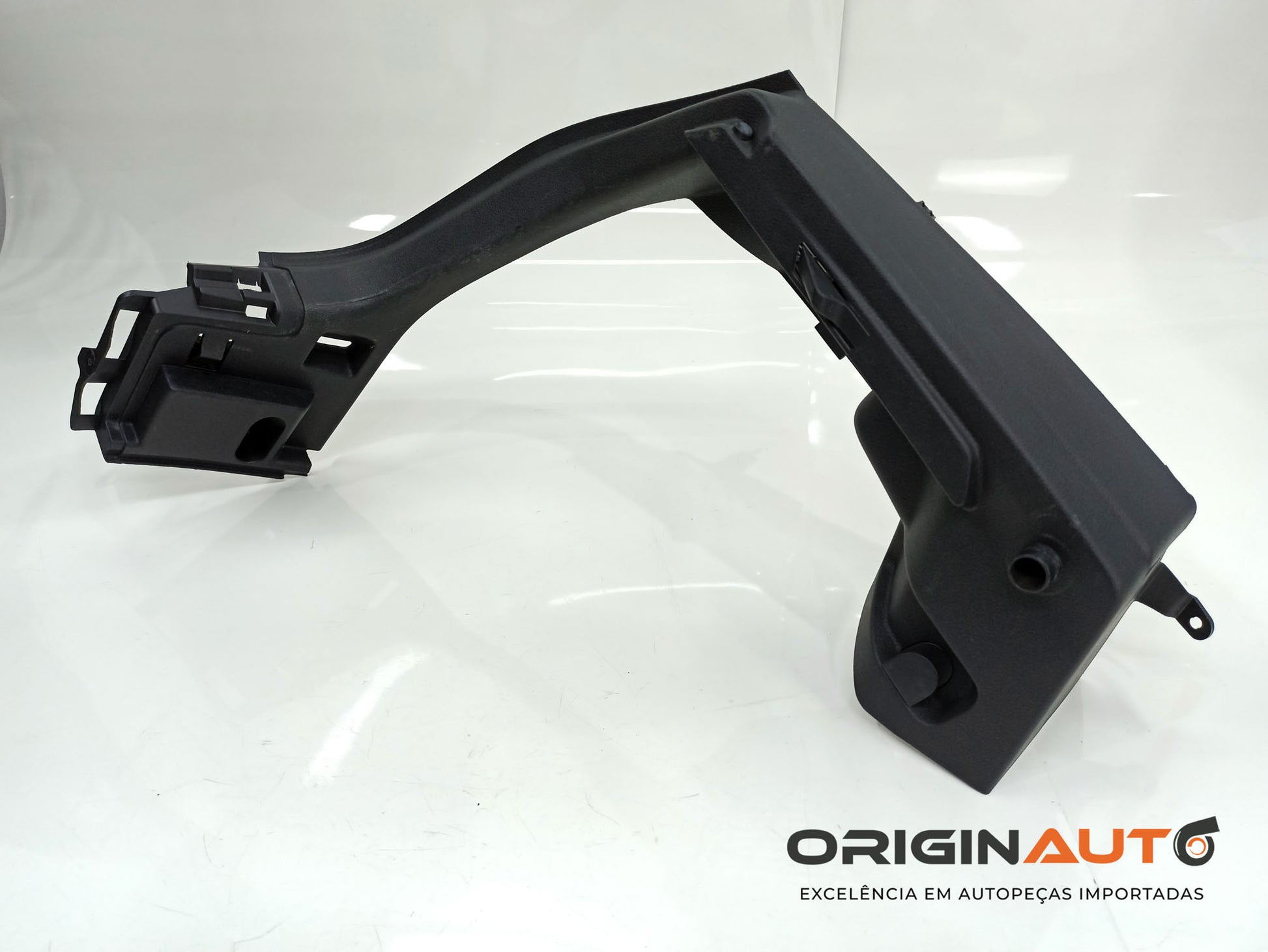 Acabamento Porta Mala Tras Esq Volkswagen Golf Mk7 Confortline 2015 5G6867761