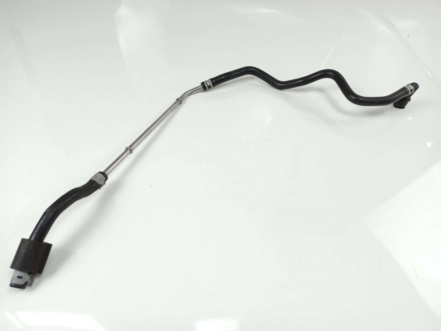 Linha Tubo Combustivel Audi Q3 Tfsi 1.4 2017 04E133723At