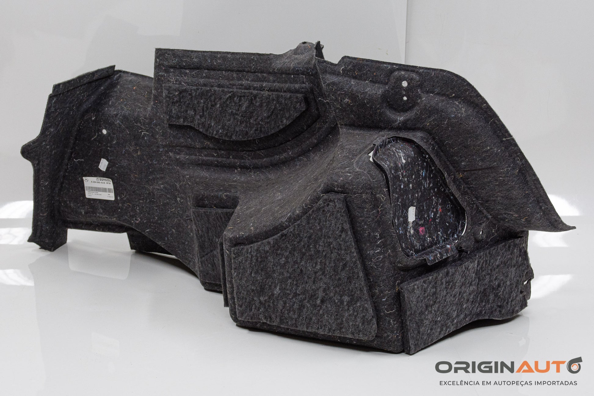 Acabamento Porta Mala Esquerdo Mercedes C 180 Coupe W204 2014 A2046904326