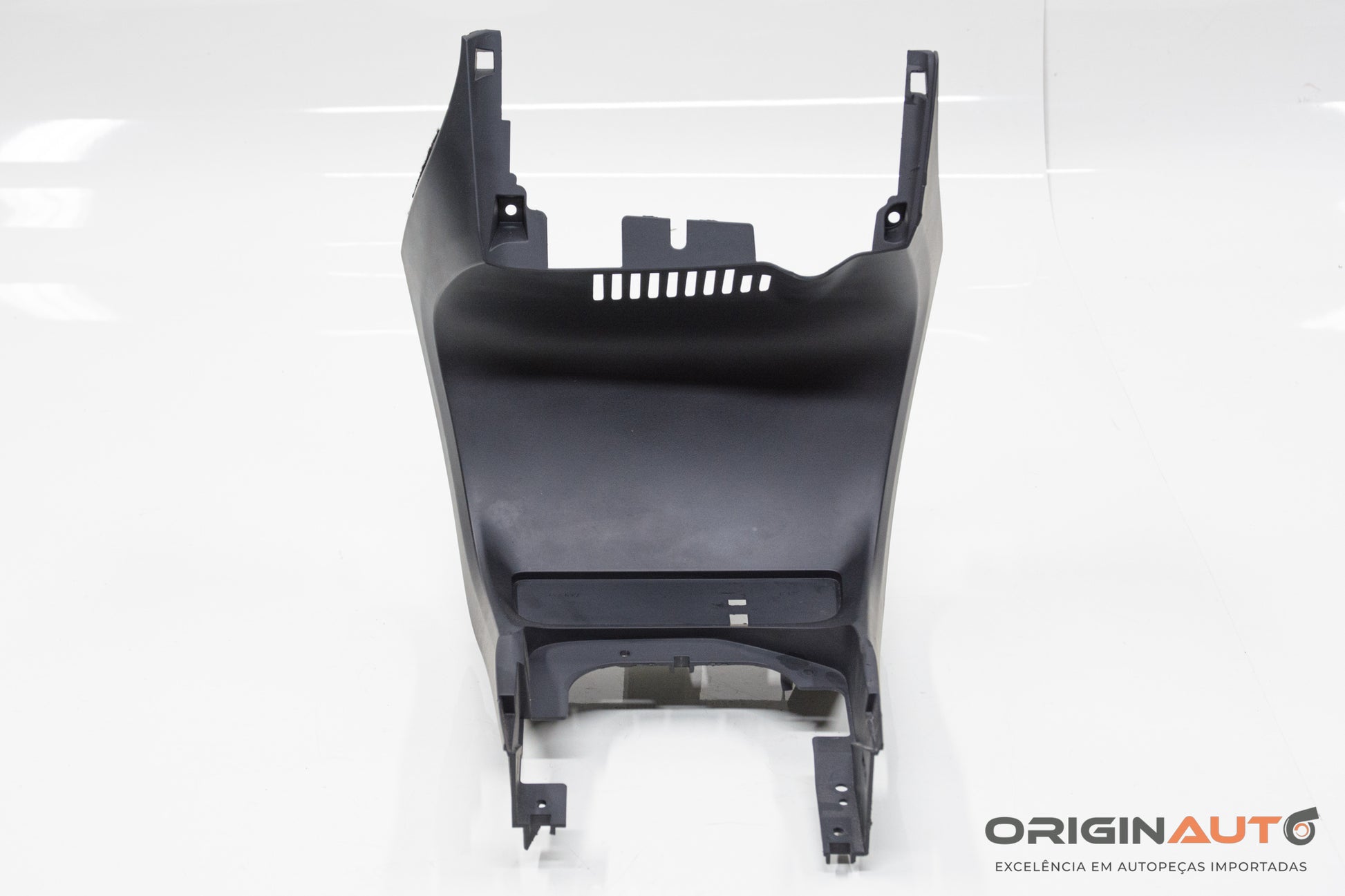 Acabamento Bandeja Porta Objetos Volvo Xc60 T5 R-Design 2015 39864994