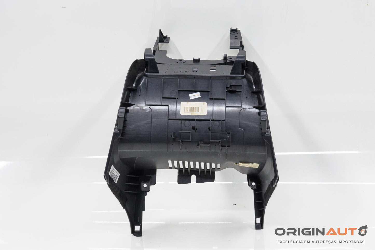 Acabamento Bandeja Porta Objetos Volvo Xc60 T5 R-Design 2015 39864994