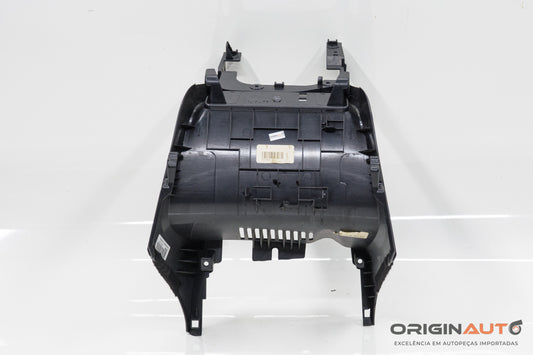 Acabamento Bandeja Porta Objetos Volvo Xc60 T5 R-Design 2015 39864994