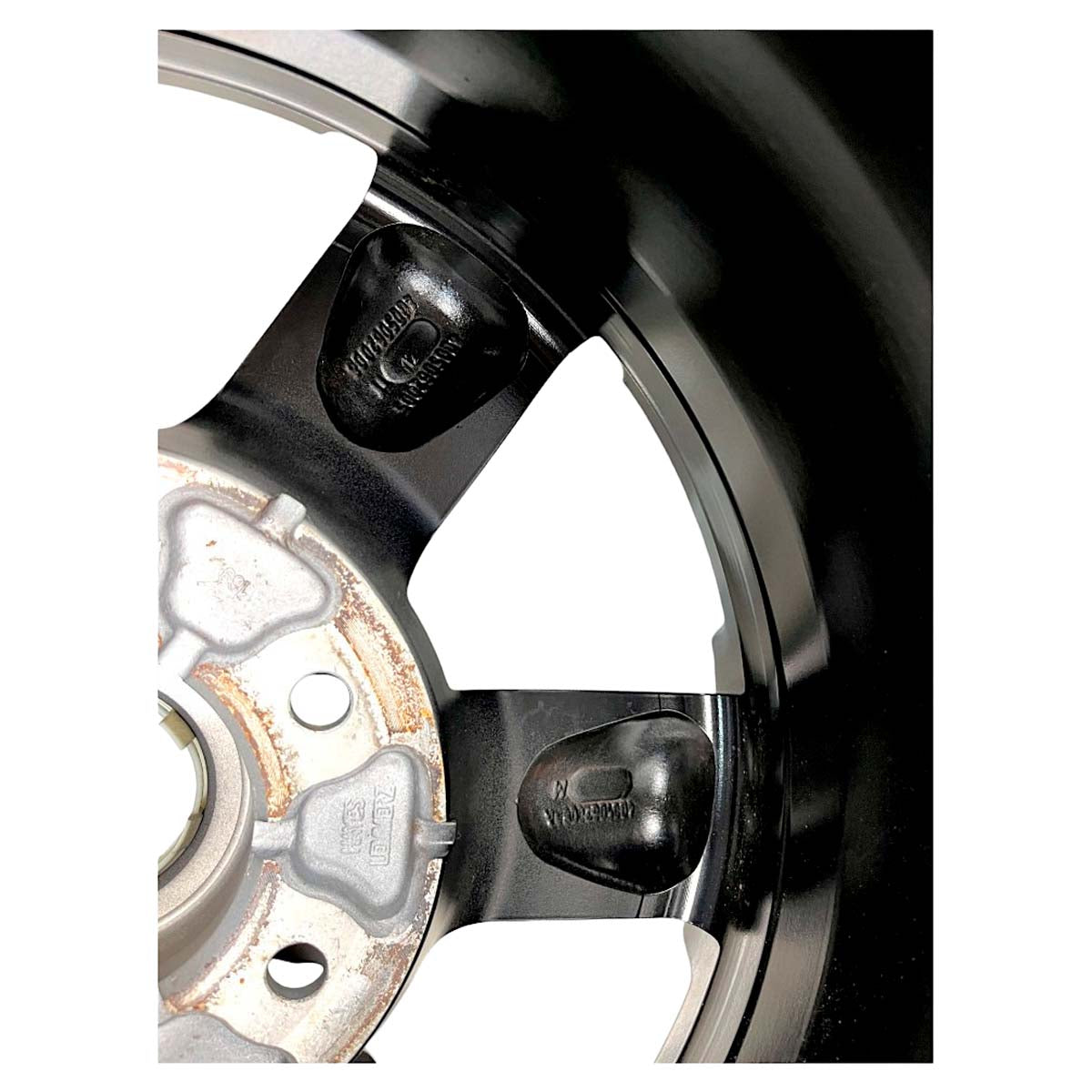 Jogo Roda 17 Troller T4 2020 Pneu Pirelli Scorpion Original