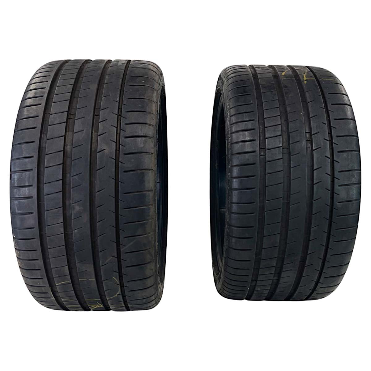 Par Pneu Michelin Pilot Super Sport 295/35 R20 105Y Semi Novo