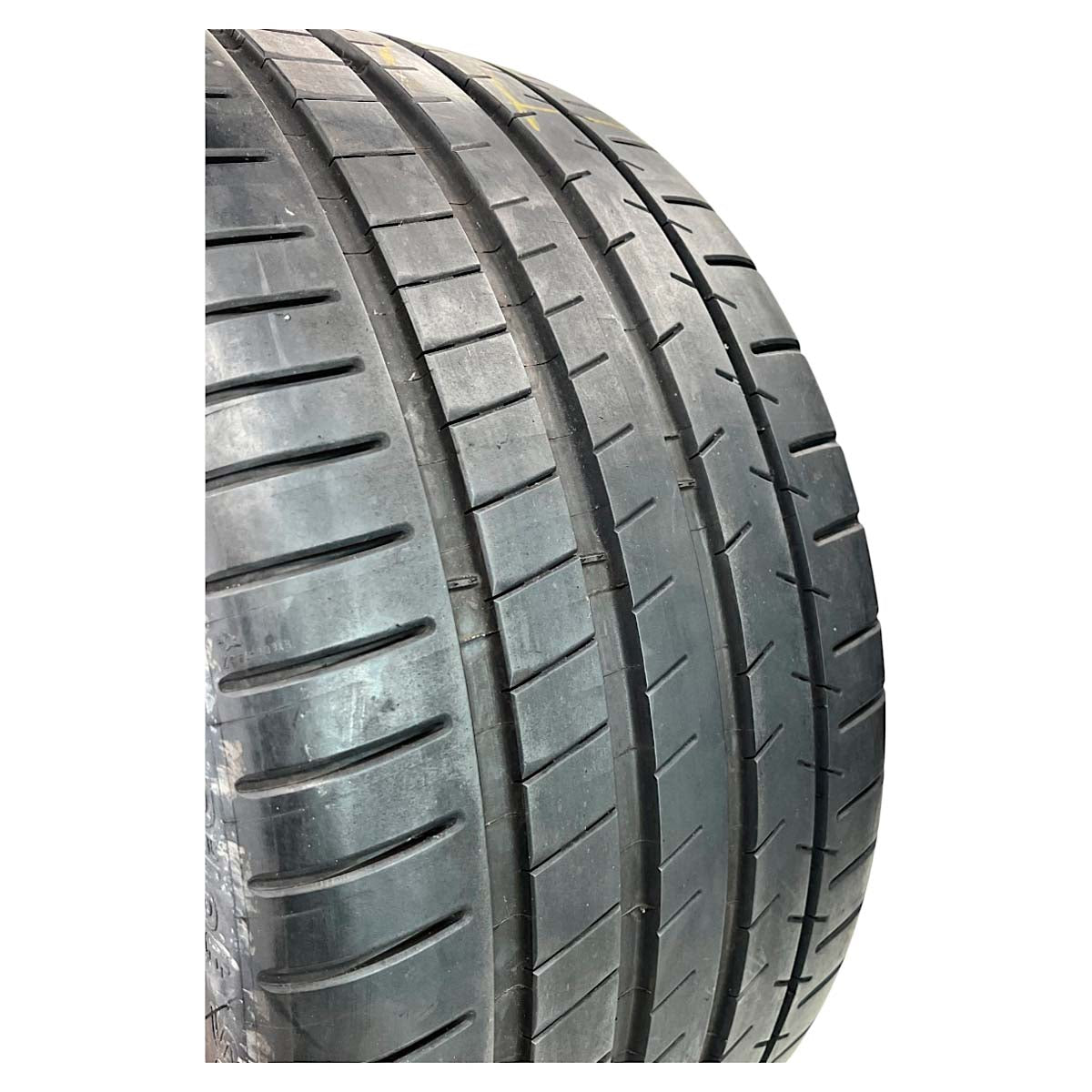 Par Pneu Michelin Pilot Super Sport 295/35 R20 105Y Semi Novo