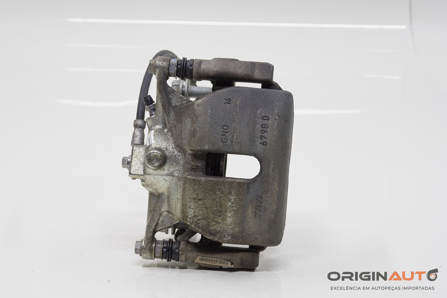 Pinca De Freio Dianteira Esquerda Audi A3 Sedan 1.8 Tfsi 2014 8V0615123A