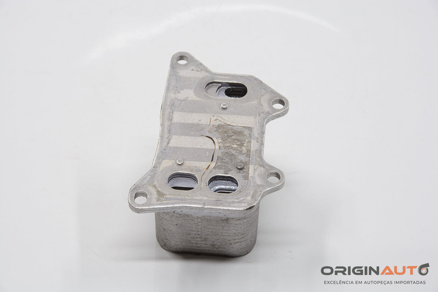 Radiador De Oleo Audi A3 Sedan 1.8 Tfsi 2014 06L117021C