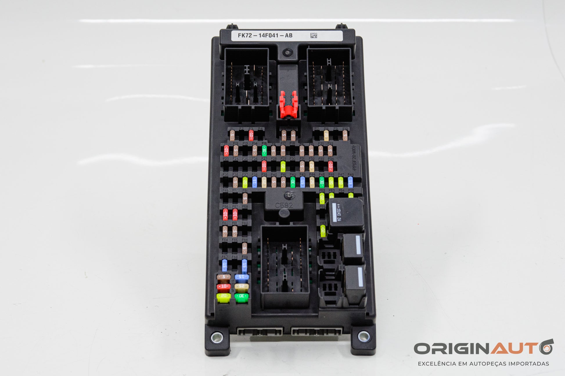 Caixa Fusivel Land Rover Discovery Sport Hse 2015 Fk7214F041