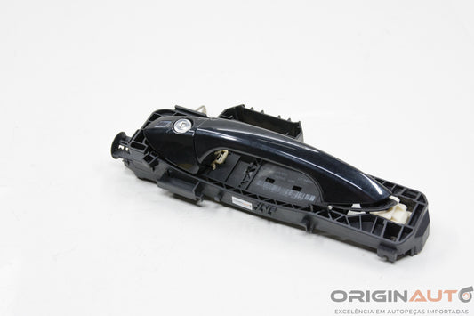 Macaneta Externa Diant Esquerdo Mercedes-Benz C200 Cgi 2011 A1047601534