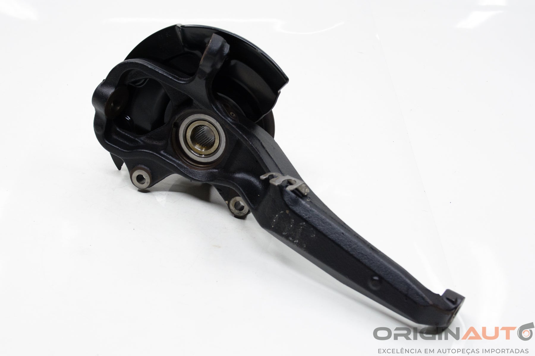 Montante Manga Eixo Dianteiro Esquerdo Volkswagen Amarok Highline 2016 2H0407257