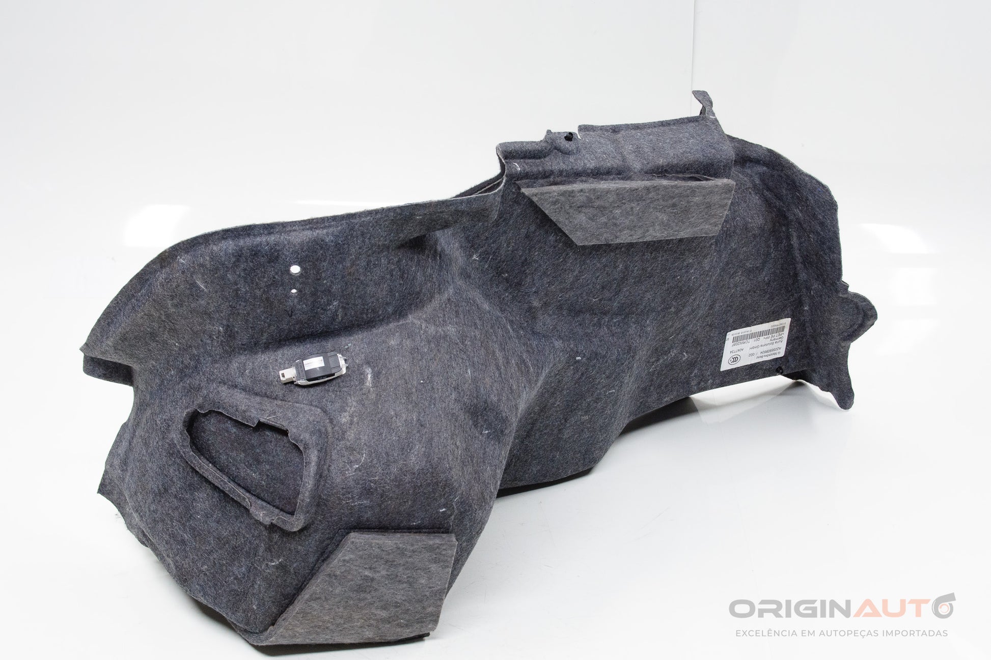 Forro Porta Mala Direito Mercedes C200 W205 2019 A2056908604