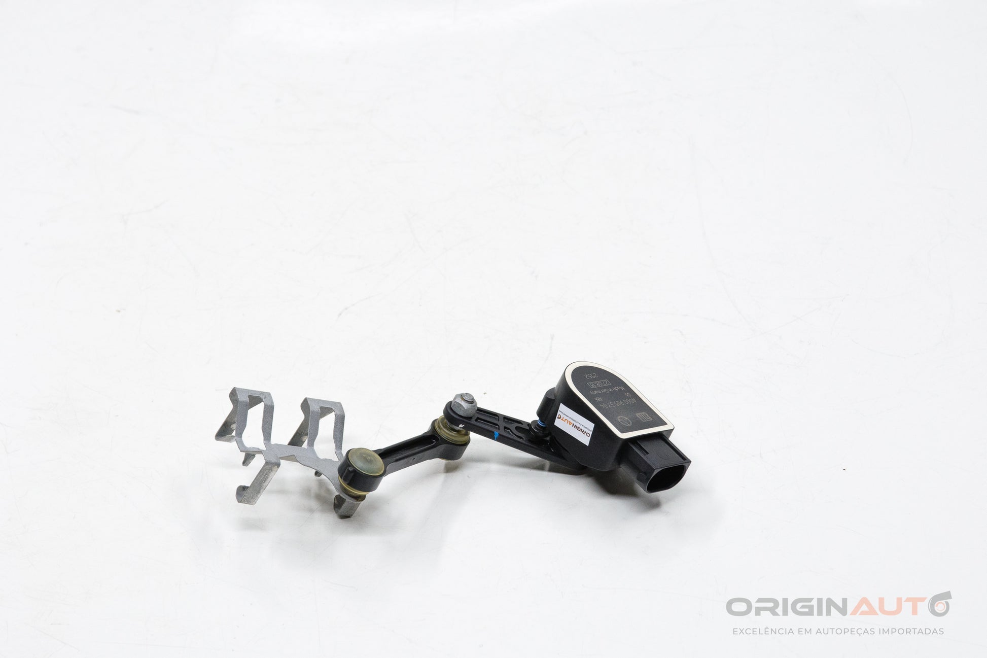 Sensor Altura Estabilidade Mercedes C200 W205 2019 A0009053704