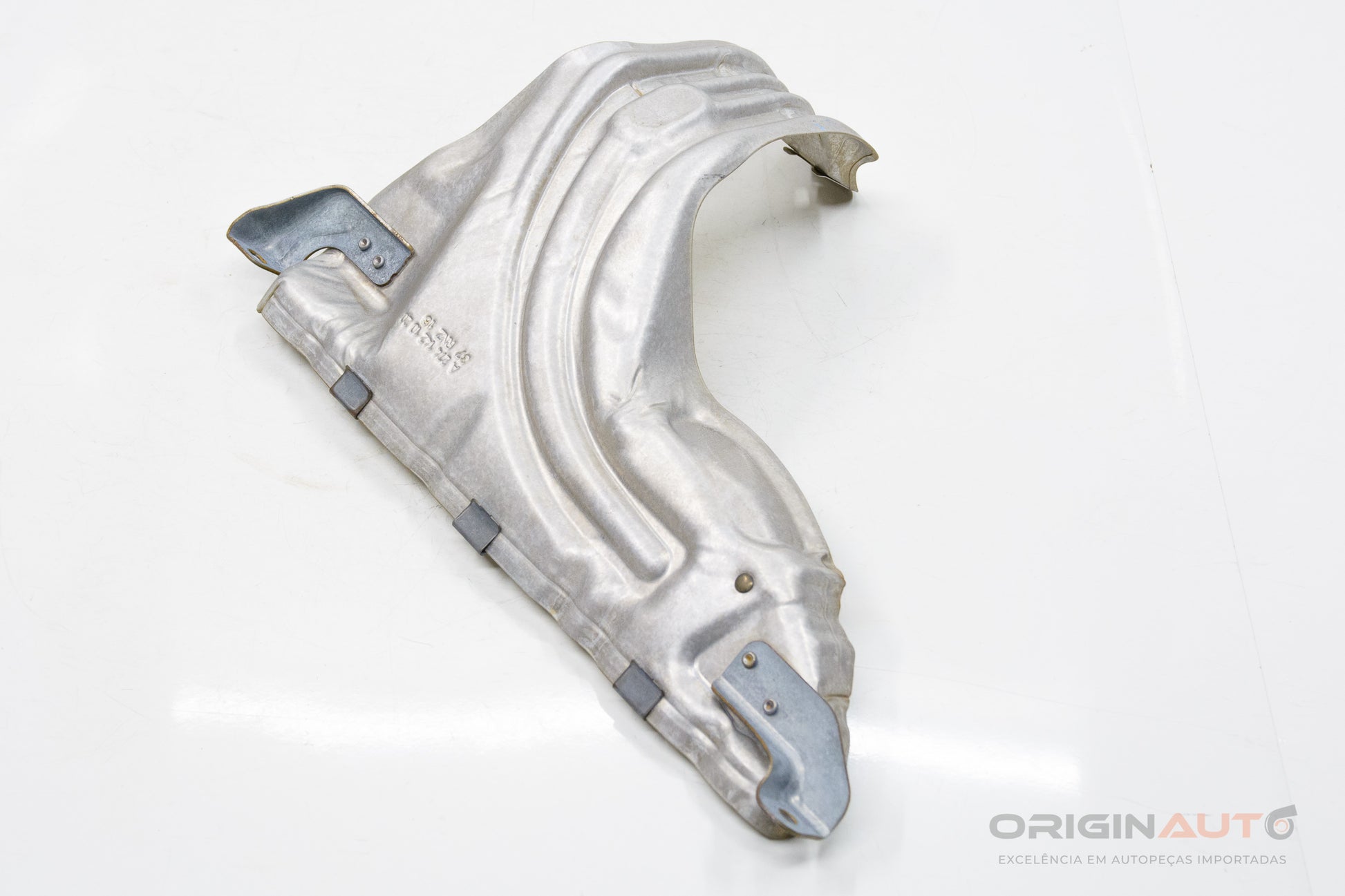 Defletor Calor Turbina Mercedes C200 W205 2019 A2741421020