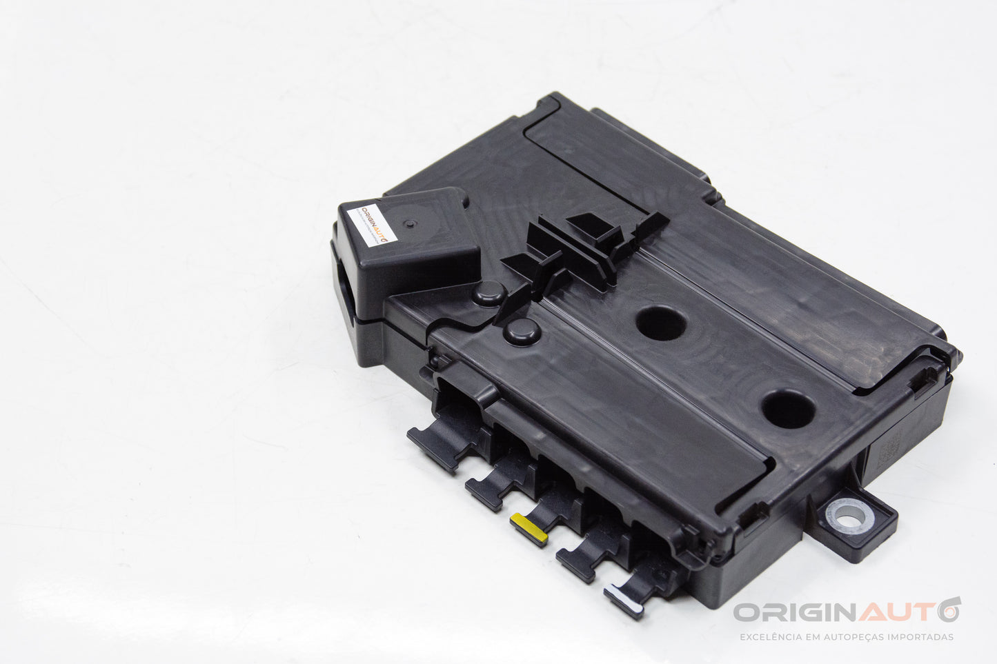 Caixa Fusiveis Interna Mercedes C200 W205 2019 A2135406100