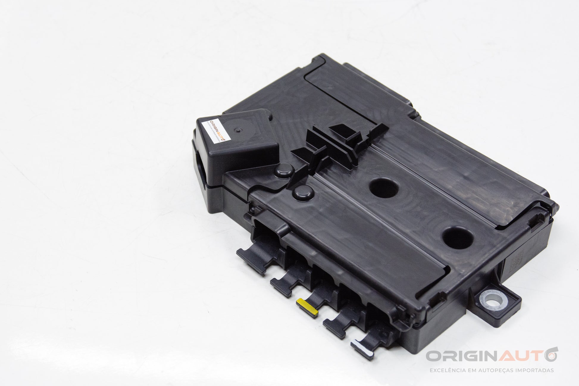 Caixa Fusiveis Interna Mercedes C200 W205 2019 A2135406100