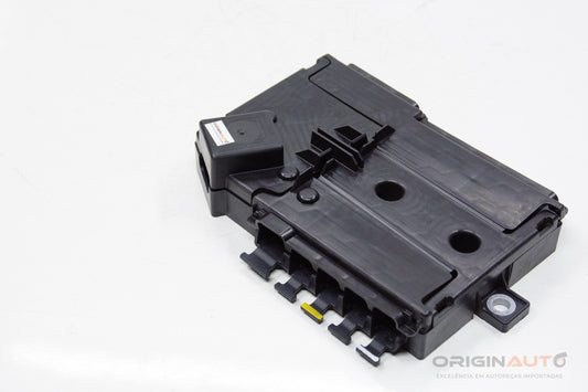 Caixa Fusiveis Interna Mercedes C200 W205 2019 A2135406100