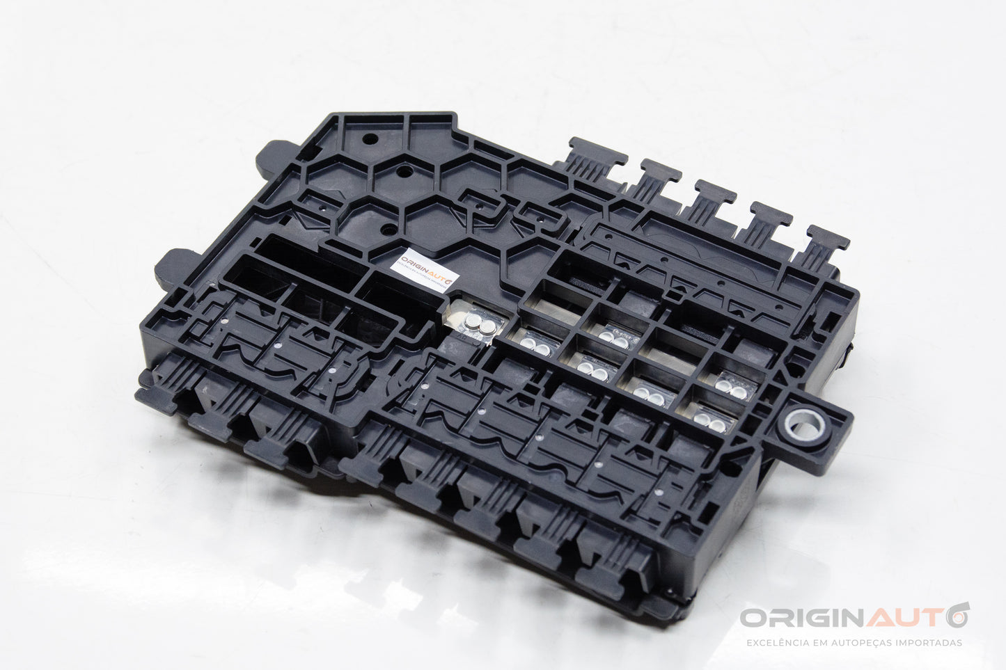 Caixa Fusiveis Interna Mercedes C200 W205 2019 A2135406100