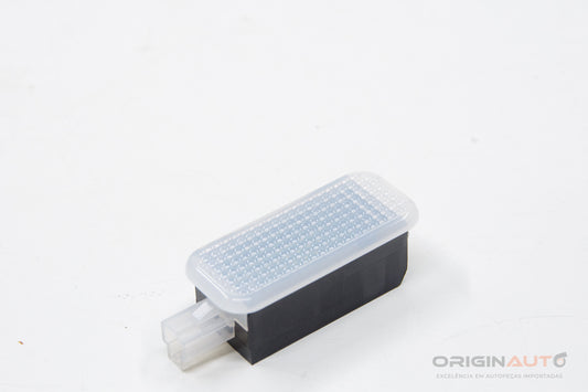 Luz Cortesia Pe Inferior Audi Q3 8U 2.0 180Cv Quattro 8U0947415