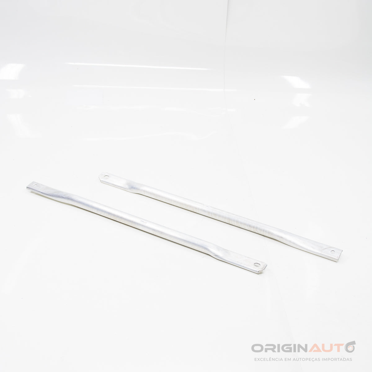 Par Travessa Cofre Motor Mercedes C 43 Amg W205 2018 A2056280724