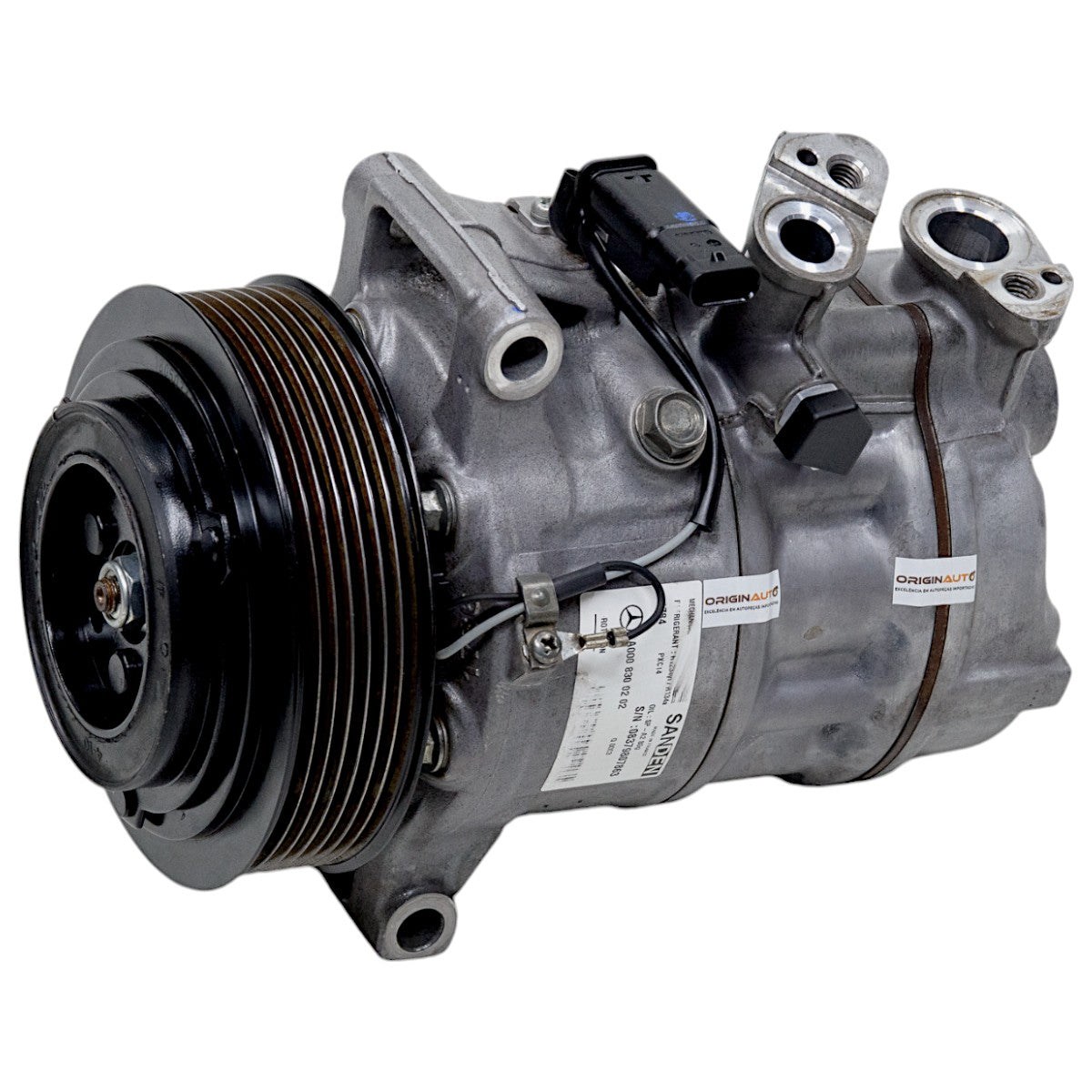 Compressor A/C Ar Condicionado Mercedes C200 W205 2019 A0008300202