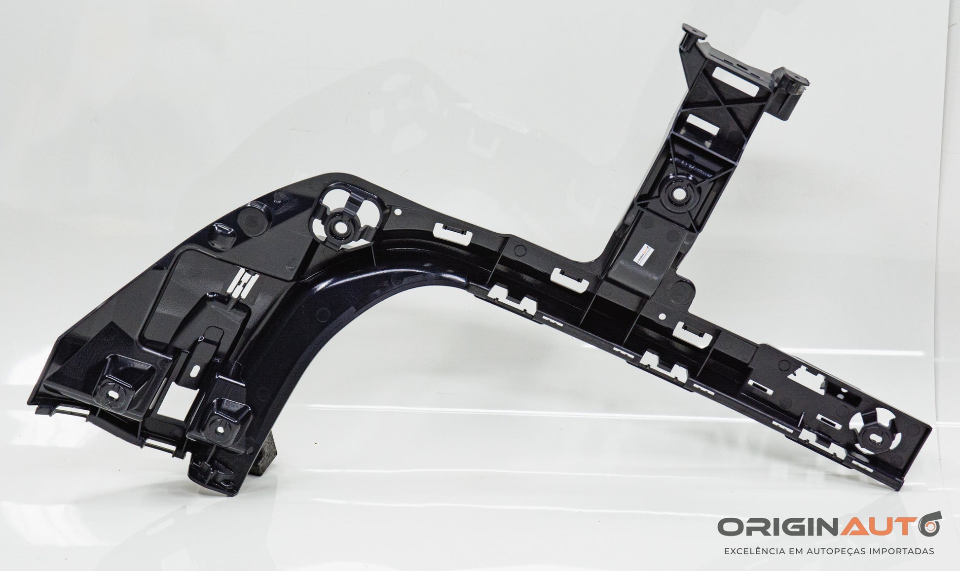 Suporte Parachoque Traseiro Esquerdo Bmw X1 S20I Activeflex F48 2017 7381119