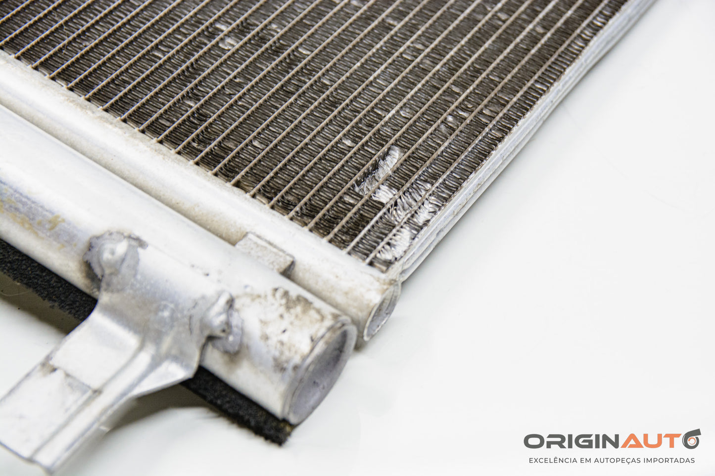 Condensador Ar Condicionado Bmw X1 S20I Activeflex F48 2017 9271207