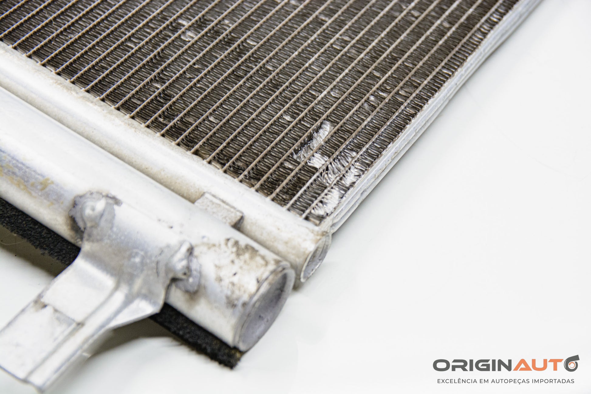 Condensador Ar Condicionado Bmw X1 S20I Activeflex F48 2017 9271207