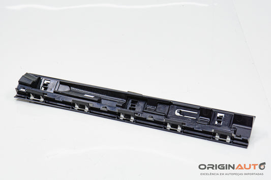 Guia Suporte Parachoque Dianteiro Direito Bmw X1 S20I F48 2017 7332330