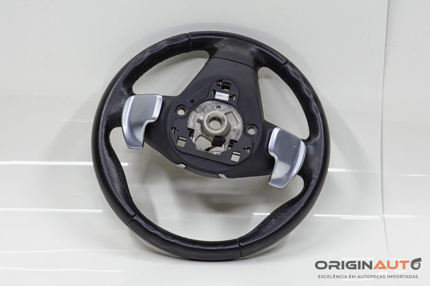 Volante Bmw X1 S20I Activeflex F48 2017 32306860361