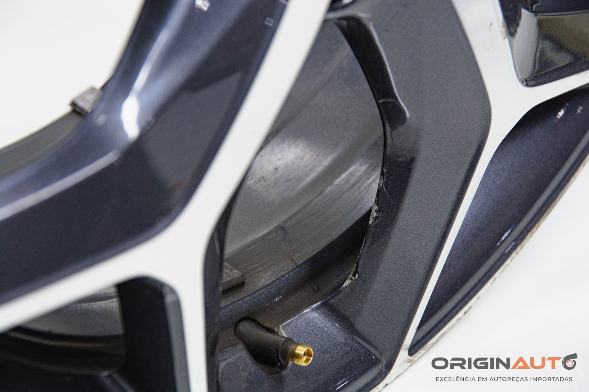 Roda Bmw X1 S20I Activeflex F48 2017 6856070