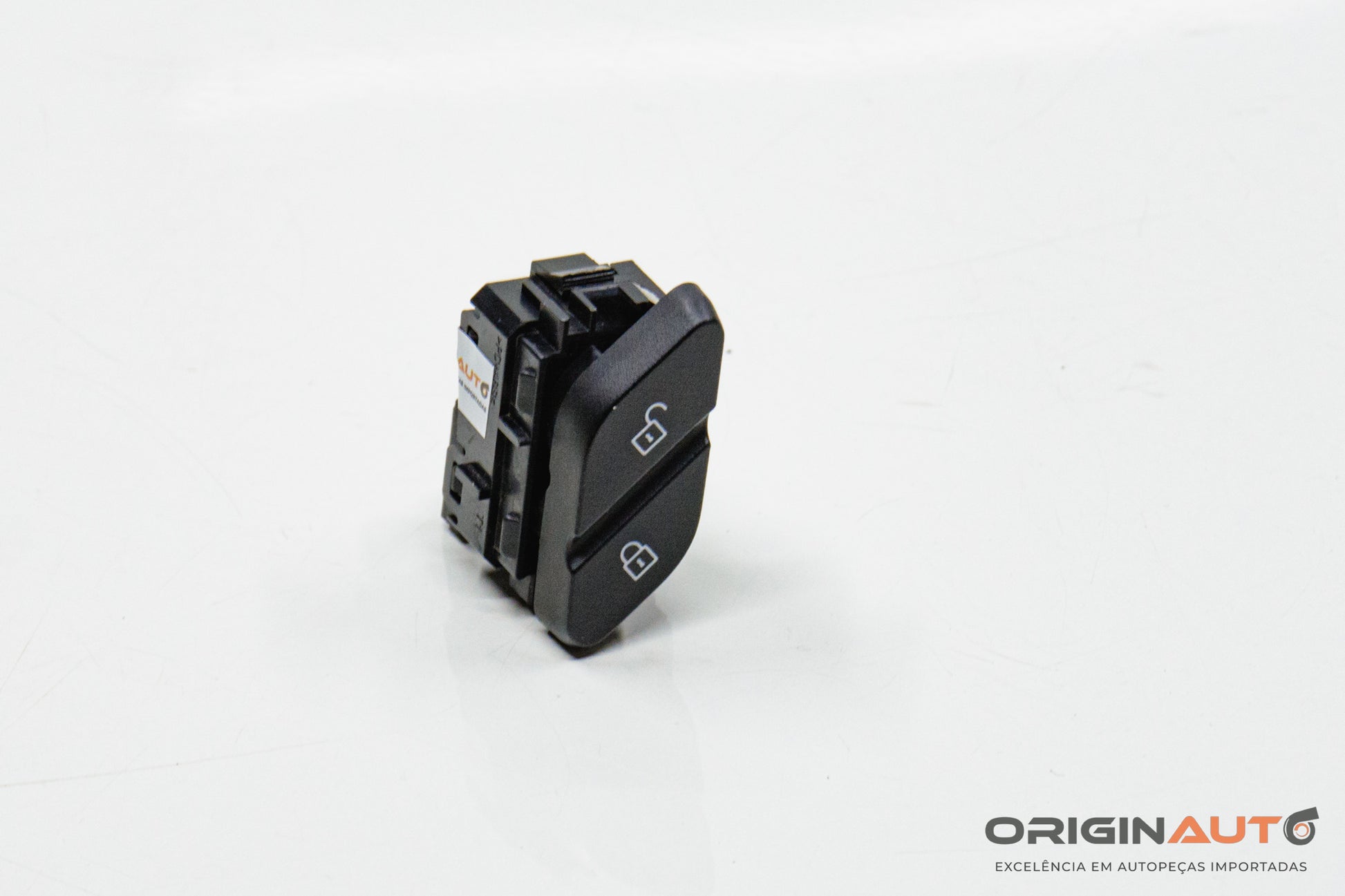 Botao Trava Porta Dianteira Esquerda Bmw X1 S20I Activeflex F48 2017 20315810